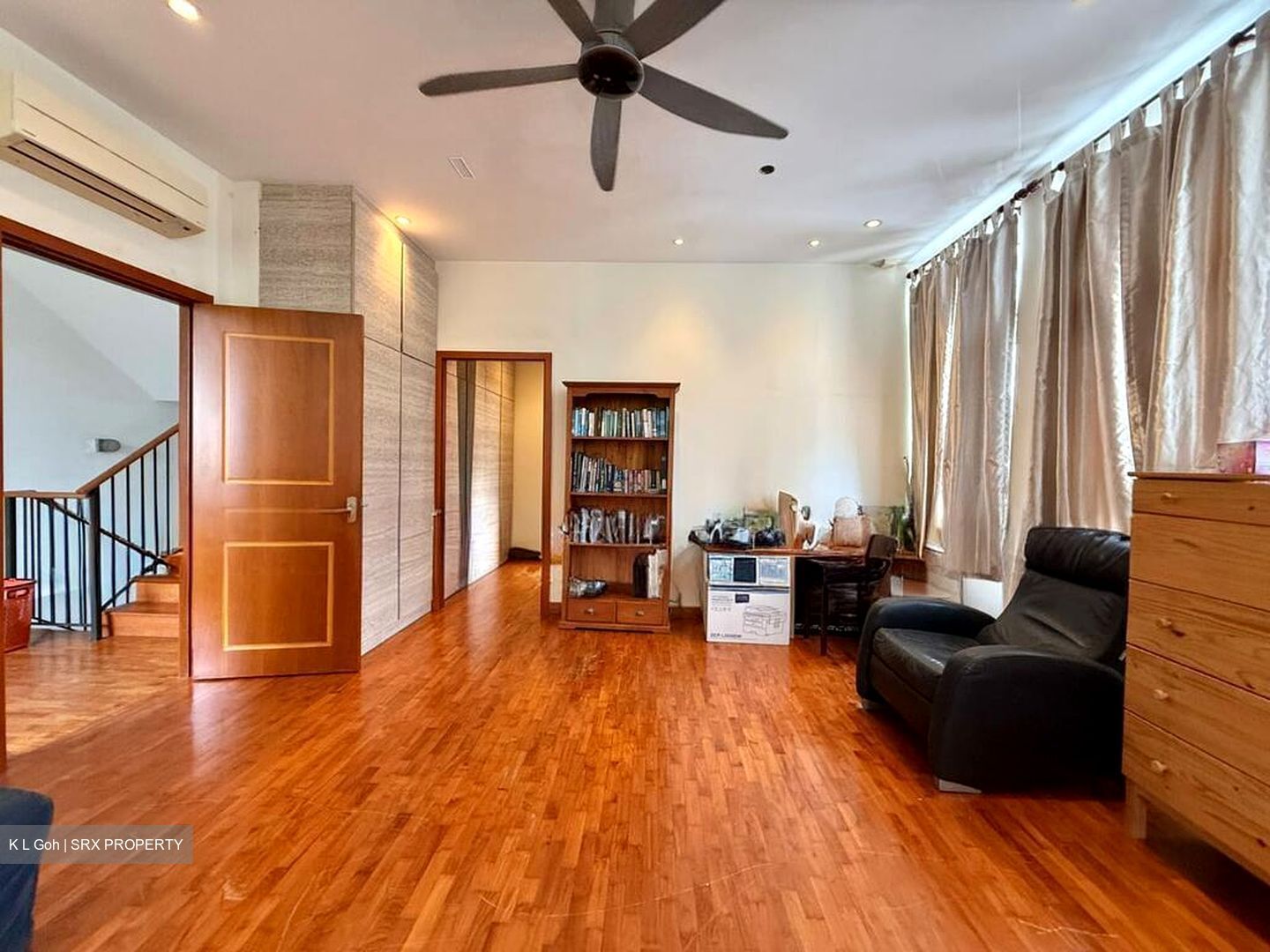 Thomson Ridge Estate (D20), Terrace - For Sale #107396521