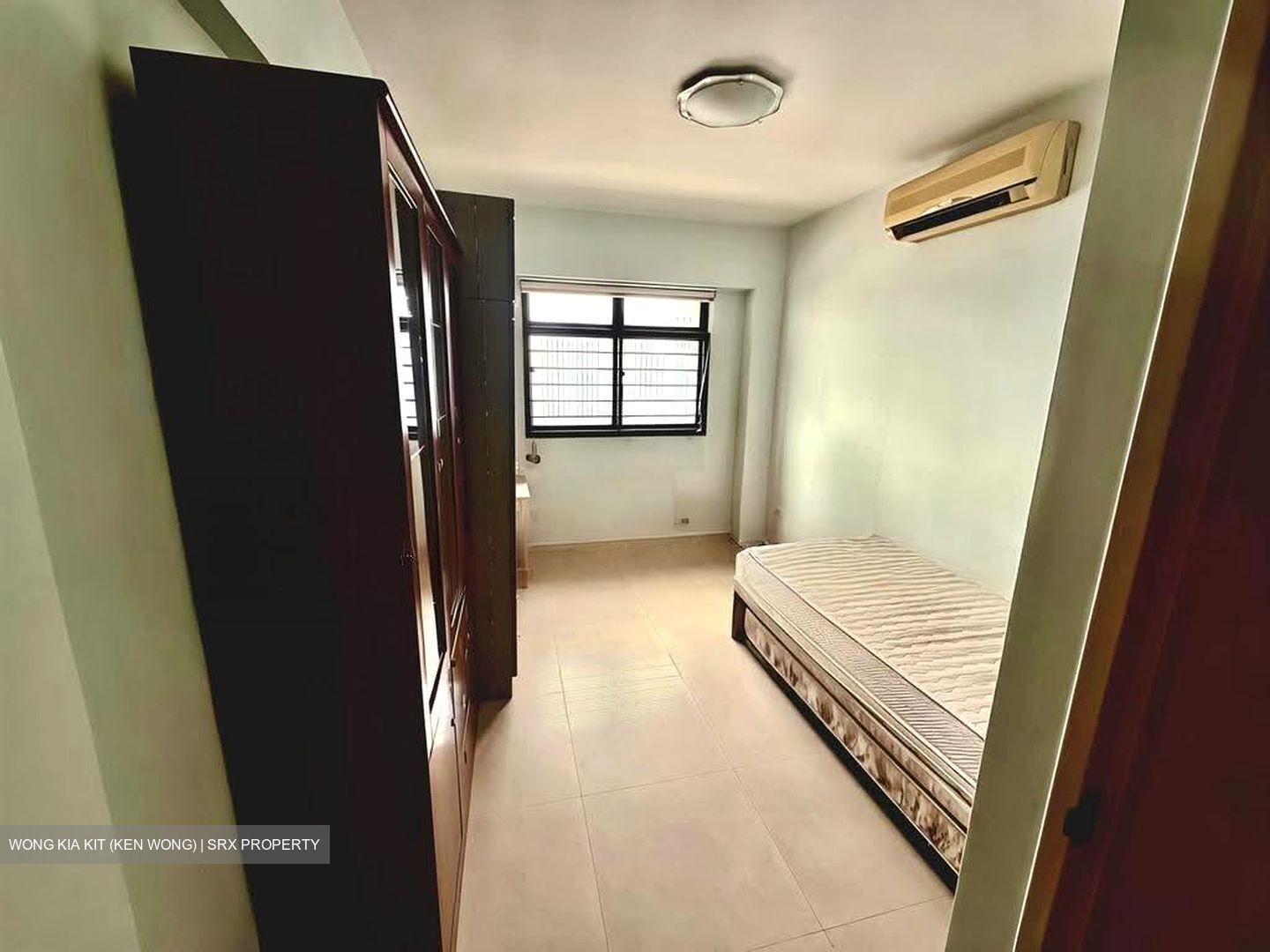 HDB properties for Sale in/near Pine green, 4 HDB properties for Sale